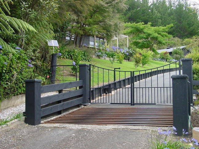 Peninsula Gates & Fences Ltd - Whitianga