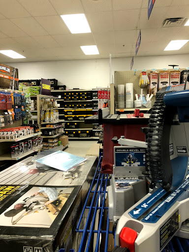 Hardware Store «Harbor Freight Tools», reviews and photos, 509 Lone Oak Rd, Paducah, KY 42003, USA