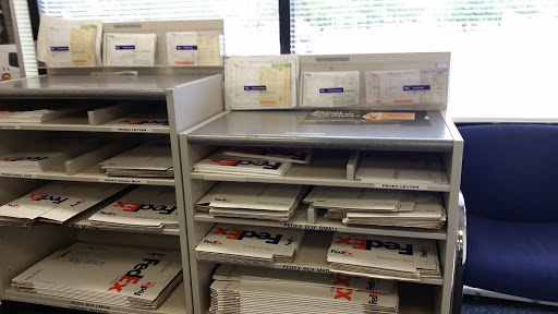 Shipping and Mailing Service «FedEx Ship Center», reviews and photos, 2648 International Pkwy, Virginia Beach, VA 23452, USA