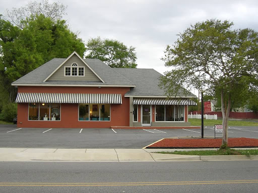 Hair Salon «Rodney L Barnes Hair Salon Plus Barbering», reviews and photos, 427 E Main St, Rock Hill, SC 29730, USA