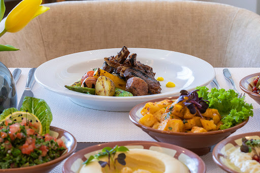 مطعم نايا اللبناني 