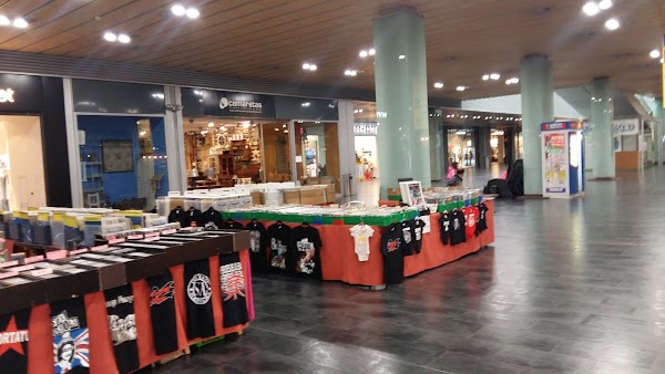 Centro Comercial Camaretas