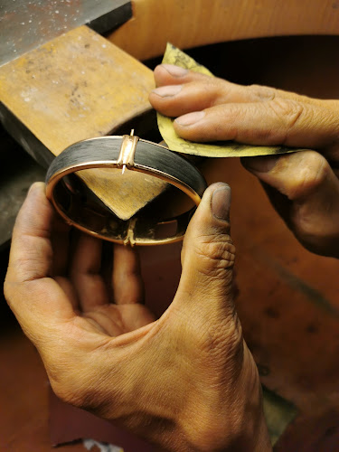 Rezensionen über Binder-Moerisch Goldschmied in Zürich - Juweliergeschäft