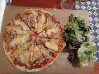 Pizza du Pizzeria La Télia à Bagnères-de-Luchon - n°9