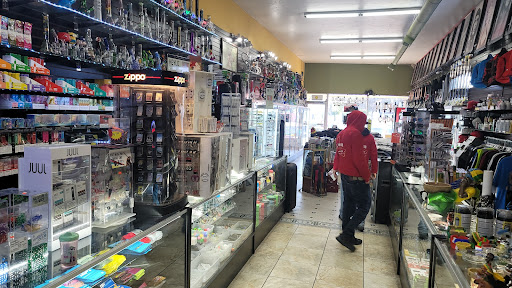 Tobacco Shop «Keep Sake Smoke Shop», reviews and photos, 253 W Yosemite Ave, Manteca, CA 95336, USA