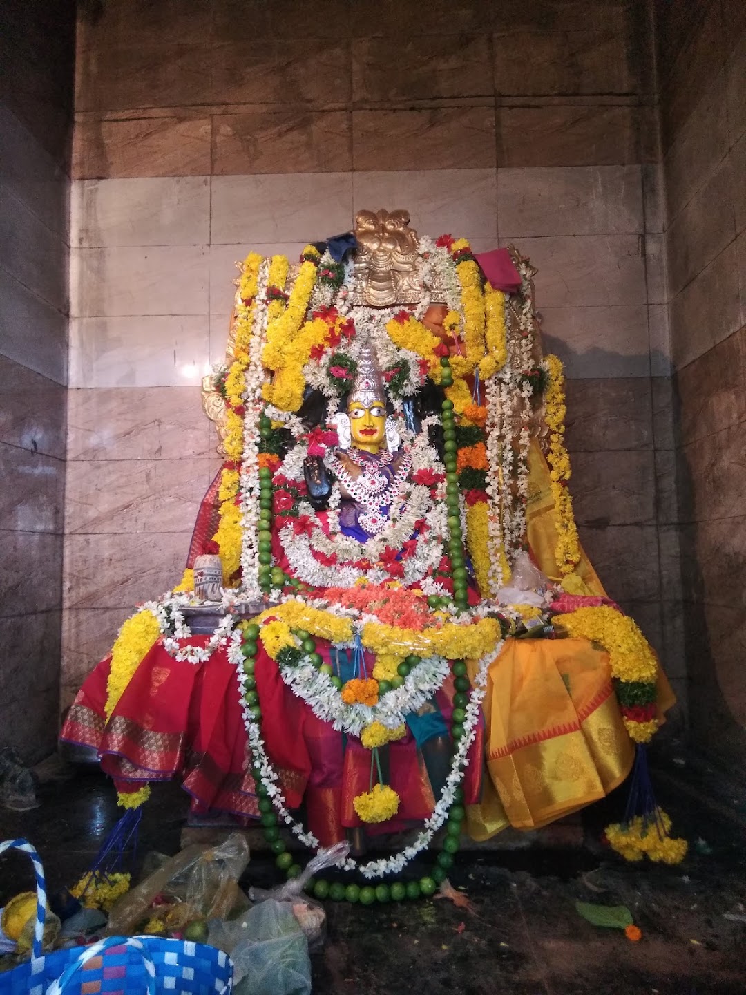 విజయదుర్గ అమ్మవారి దేవాలయము,ఇక్కుర్రు