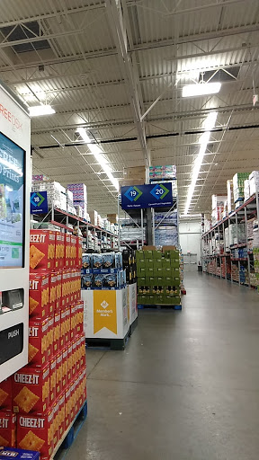 Warehouse club «Sams Club», reviews and photos