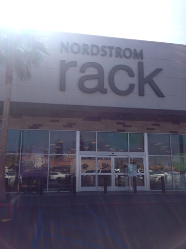 Department Store «Nordstrom Rack Edinger Plaza», reviews and photos, 7532 Edinger Ave, Huntington Beach, CA 92647, USA
