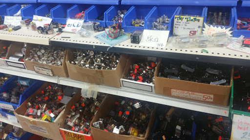 Surplus Store «Ax-Man Surplus Stores», reviews and photos, 8100 Minnetonka Blvd, Minneapolis, MN 55426, USA