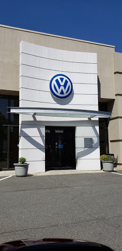 Volkswagen Dealer «Fairfax Volkswagen», reviews and photos, 11050 Fairfax Blvd, Fairfax, VA 22030, USA
