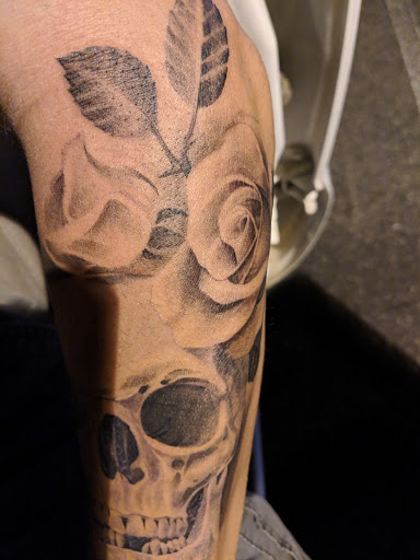 Tattoo Shop «Karma Tattoo Studio», reviews and photos, 10630 N 59th Ave #106, Glendale, AZ 85304, USA