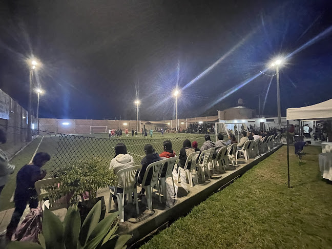 Comentarii opinii despre DE TAQUITO HUACHO COMPLEJO DEPORTIVO