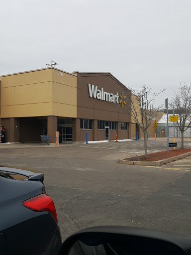 Discount Store «Walmart», reviews and photos, 700 Oak St, Brockton, MA 02301, USA