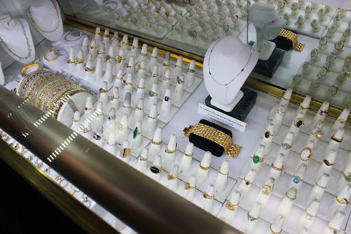 Jewelry Store «Diamondhead Steve Jewelers LLC», reviews and photos, 13 N Federal Hwy, Dania Beach, FL 33004, USA