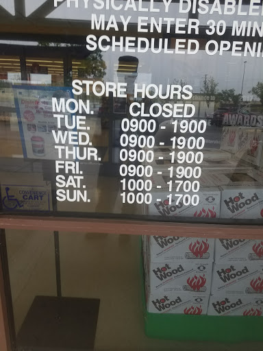 Grocery Store «Beale Commissary», reviews and photos, 17601 25th St, Beale AFB, CA 95903, USA