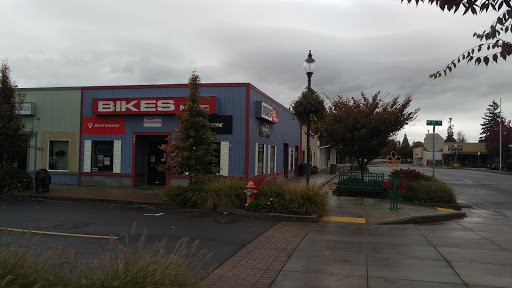 Bikes N More, 200 NW 1st Ave, Canby, OR 97013, USA, 