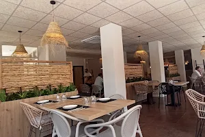 Pur Restaurant image