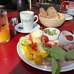 Photo n°1 de l'avis de Marco. fait le 12/09/2023 à 22:22 sur le  DINZLER Kaffeerösterei à Irschenberg