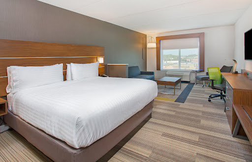 Holiday Inn Express & Suites Covington, an IHG Hotel image 2
