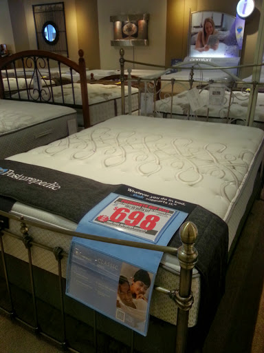 Furniture Store «Levin Furniture», reviews and photos, 23250 Lorain Rd, North Olmsted, OH 44070, USA