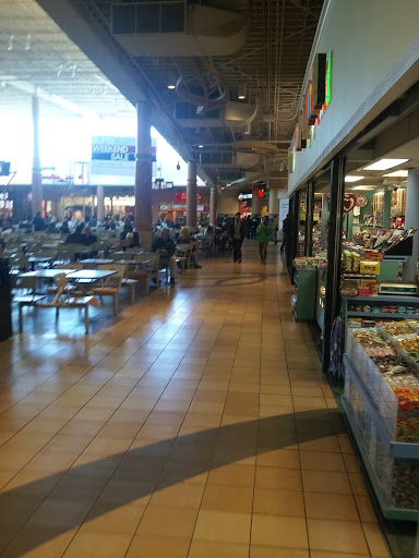 Shopping Mall «Potomac Mills», reviews and photos, 2700 Potomac Mills Cir, Woodbridge, VA 22192, USA