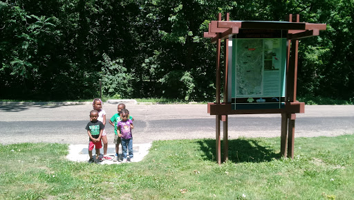 Park «Grandview Park», reviews and photos, 3230 Easton Blvd, Des Moines, IA 50317, USA