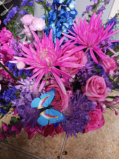 Florist «Treasures To Adore», reviews and photos, 1313 Carolyn Ct, Humble, TX 77338, USA