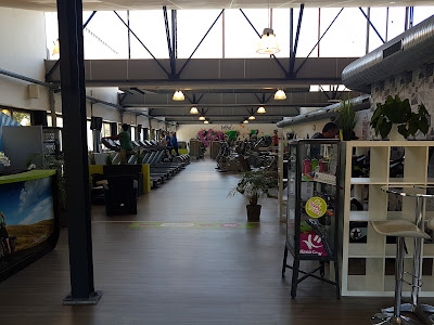 Salle de Sport - Station-S à Le Plessis-Robinson