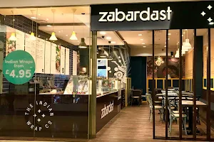 Zabardast The Indian Wrap Company, Centrale image