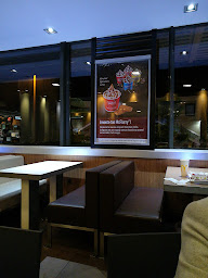 Photo n°50 de McDonald's à Ferney-Voltaire ()