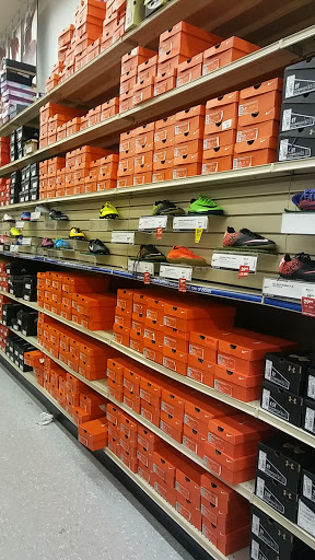 Sporting Goods Store «Academy Sports + Outdoors», reviews and photos, 1414 N Loop 336 W, Conroe, TX 77304, USA