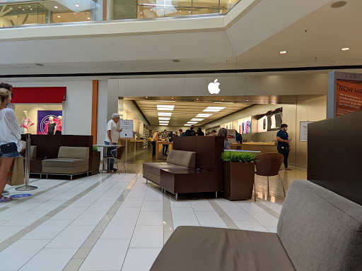 Computer Store «Apple Fair Oaks», reviews and photos, 11750 Fair Oaks Mall, Fairfax, VA 22033, USA