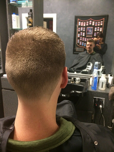 Barber Shop «Coreys North Arlington Hair & Barber Shop», reviews and photos, 130 E Rand Rd, Arlington Heights, IL 60004, USA