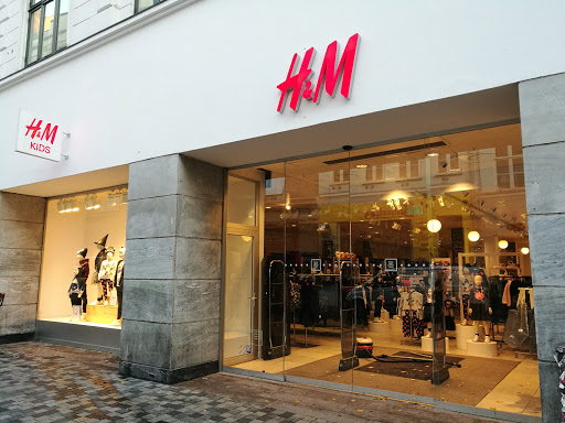 H&M