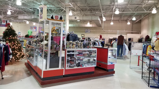 Thrift Store «The Salvation Army Family Store & Donation Center», reviews and photos, 11421 Metcalf Ave, Overland Park, KS 66210, USA