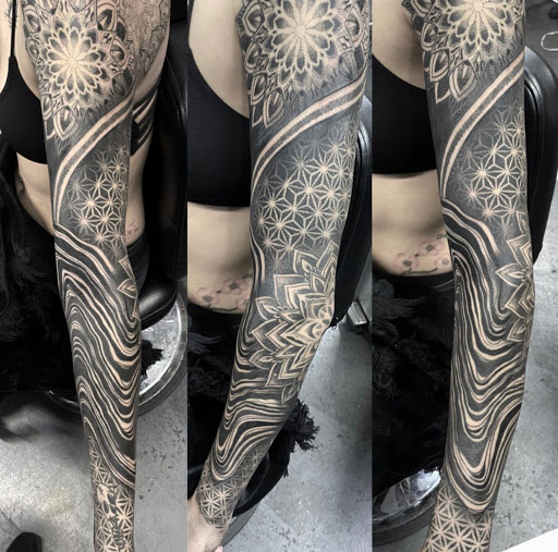 Tattoo Shop «OLD TOWN INK», reviews and photos, 7154 E 2nd St, Scottsdale, AZ 85251, USA