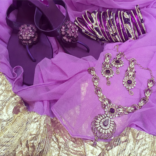 Boutique «Amrapali Boutique», reviews and photos, 2056 NW Aloclek Dr #305, Hillsboro, OR 97124, USA