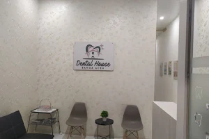 Dental House - drg. Elviyona Yunindia image