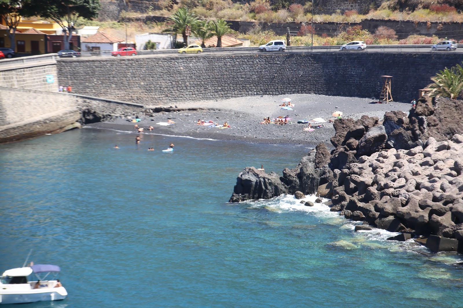 Foto van Playa de Garachico met hoog niveau van netheid