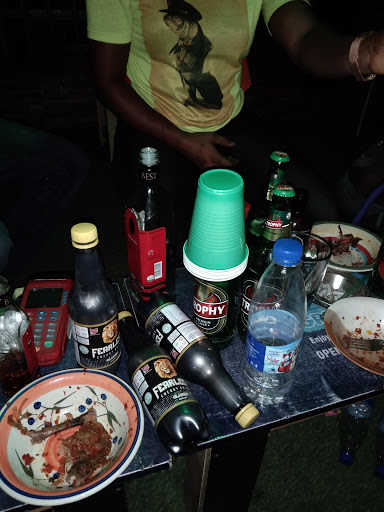 GreenHauz Bar, Kilo Busstop, 1 Ijero Street, Off Nnobi Street, Ikate, Surulere, Lagos, Nigeria, Bar, state Lagos