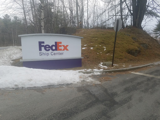 Shipping and Mailing Service «FedEx Ship Center», reviews and photos, 41 N Labombard Rd, Lebanon, NH 03766, USA