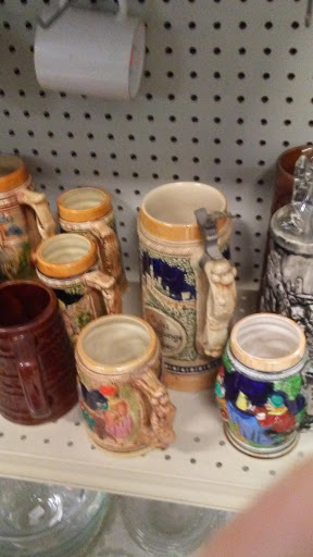 Thrift Store «Rescue Treasures», reviews and photos, 524 N Burdick St, Kalamazoo, MI 49007, USA