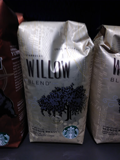 Coffee Shop «Starbucks», reviews and photos, 4255 Genesee St #100, Cheektowaga, NY 14225, USA