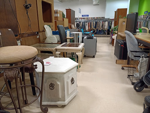 Thrift Store «Goodwill Retail & Donation Center», reviews and photos, 13500 Plantation Rd, Fort Myers, FL 33966, USA