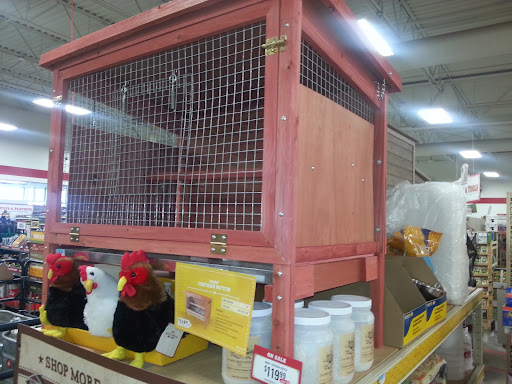 Home Improvement Store «Tractor Supply Co.», reviews and photos, 6818 S Scatterfield Rd, Anderson, IN 46013, USA