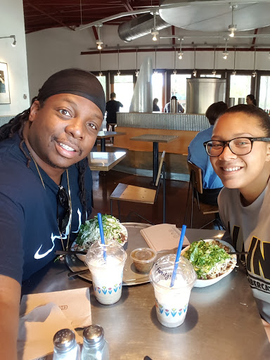 Mexican Restaurant «Chipotle Mexican Grill», reviews and photos, 1560 N Litchfield Rd, Goodyear, AZ 85338, USA