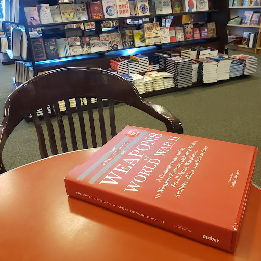 Book Store «Barnes & Noble Booksellers Happy Valley», reviews and photos, 2501 W Happy Valley Rd, Phoenix, AZ 85085, USA