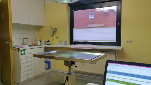 Tierarztpraxis Mandelsloh Anke Janssen unter Neustadt am Rübenberge, Niedersachsen