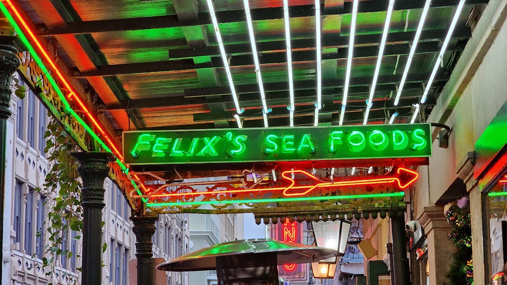 Felix's Restaurant & Oyster Bar 70130