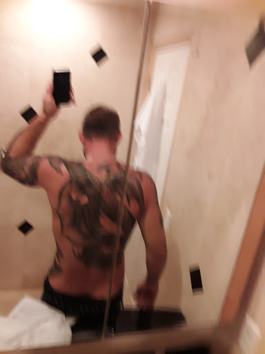 Tattoo Shop «Lucky Tattoo», reviews and photos, 1639 Washington Ave, Miami Beach, FL 33139, USA